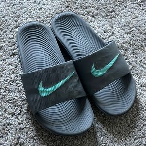 Nike womens slides size 8